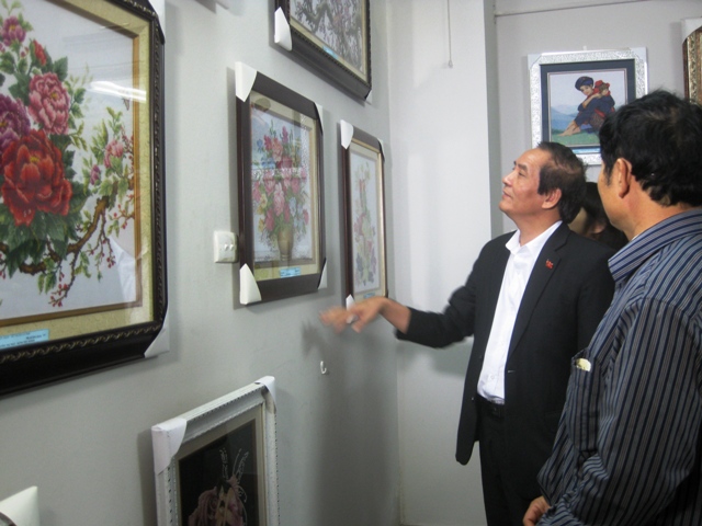 Đấng[-]mày[-]râu[-]cũng[-]rất[-]mê[-]tranh[-]XX.